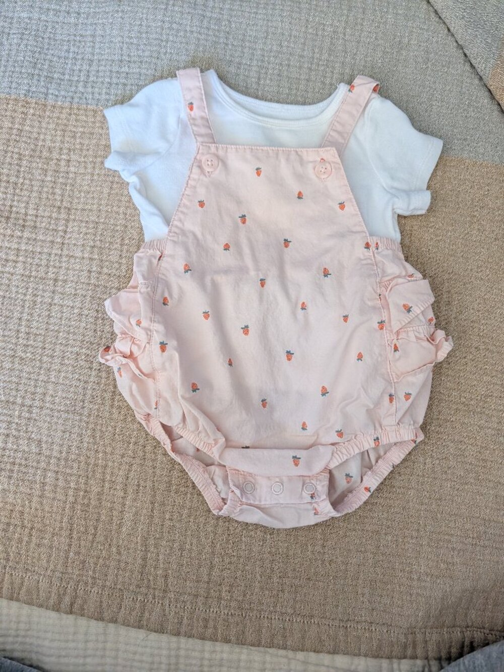Carter's Baby Romper Set, Strawberry, 9 months